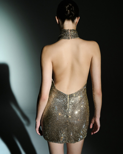 Золотое мини-платье из кристаллов