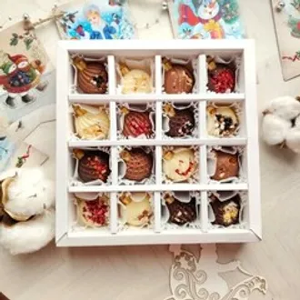 Новогодние шоколадные конфеты «Шары» / 16 шт