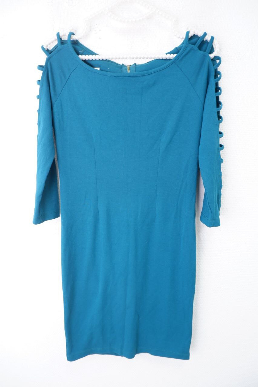 Платье на молнии сзади 40 размер