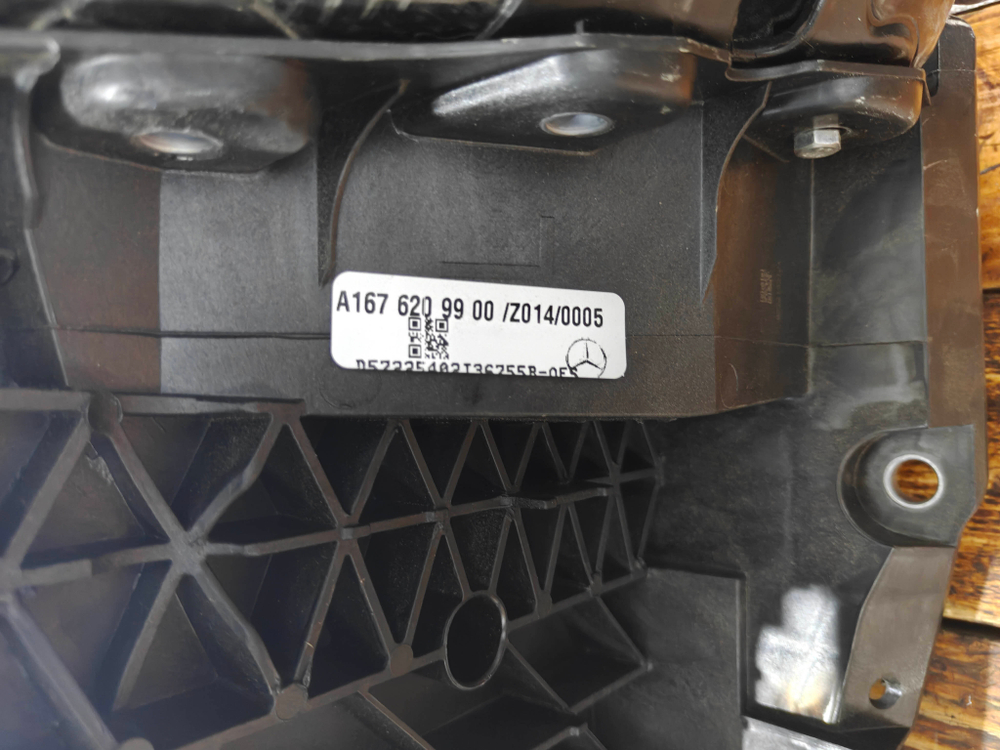Панель передняя Mercedes GLE (V167) 18-нв Б/У Оригинал A1676209900