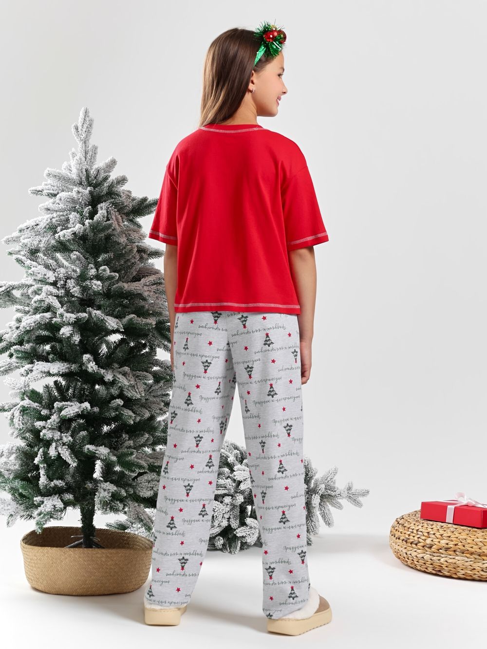 Костюм для девочки Праздник-1.1 Виотекс КРАСНЫЙ