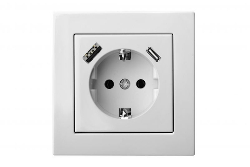 Розетка С/З+USB-зарядное устройство 3,4 А+TypeC IUK-3-01 E/B белая, LIREGUS EPSILON