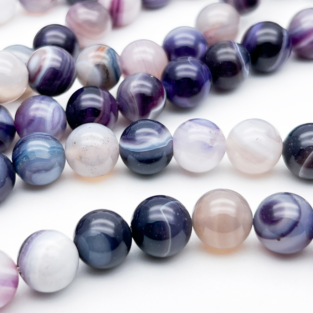 Агат тонированный бусины, цвет серо-фиолетовый, диаметр около 10,2-10,4 мм, цена за 18-19 шт (1/2 нити)