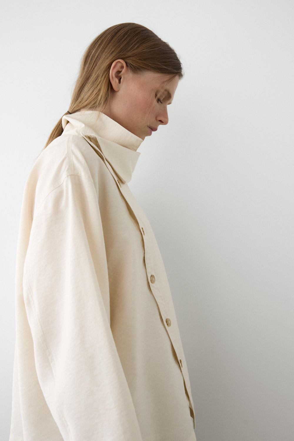 Massimo Dutti Струящаяся рубашка асимметричного кроя с пуговицами, бежевый