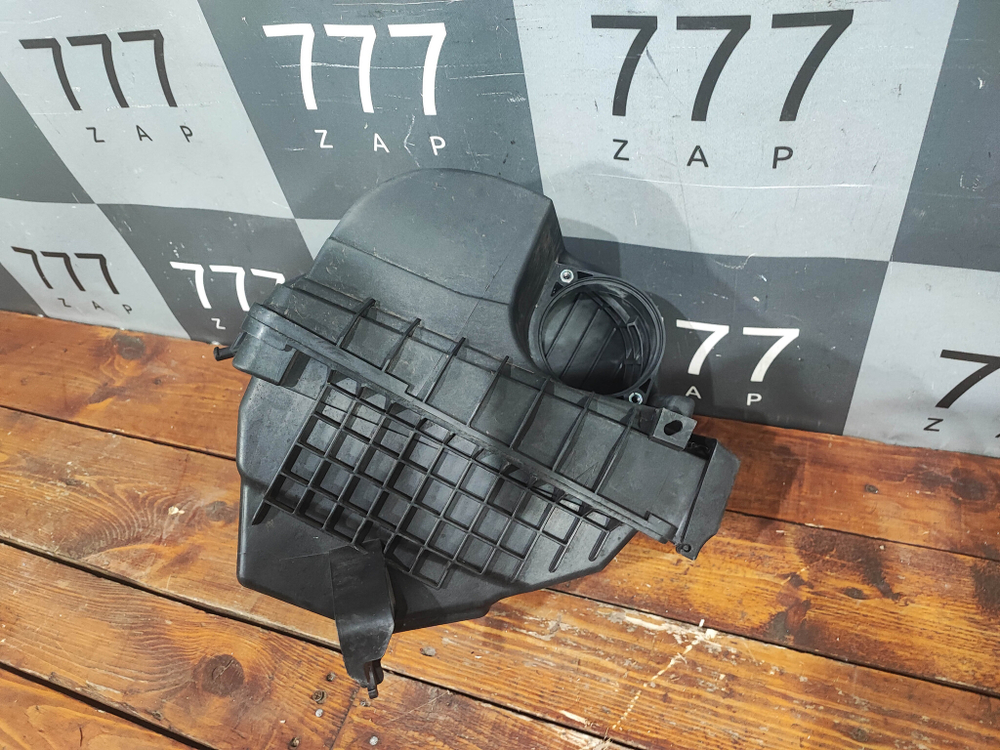 Корпус воздушного фильтра Hyundai Santa Fe 4 (TM) 20-23 Б/У Оригинал 28110S1300