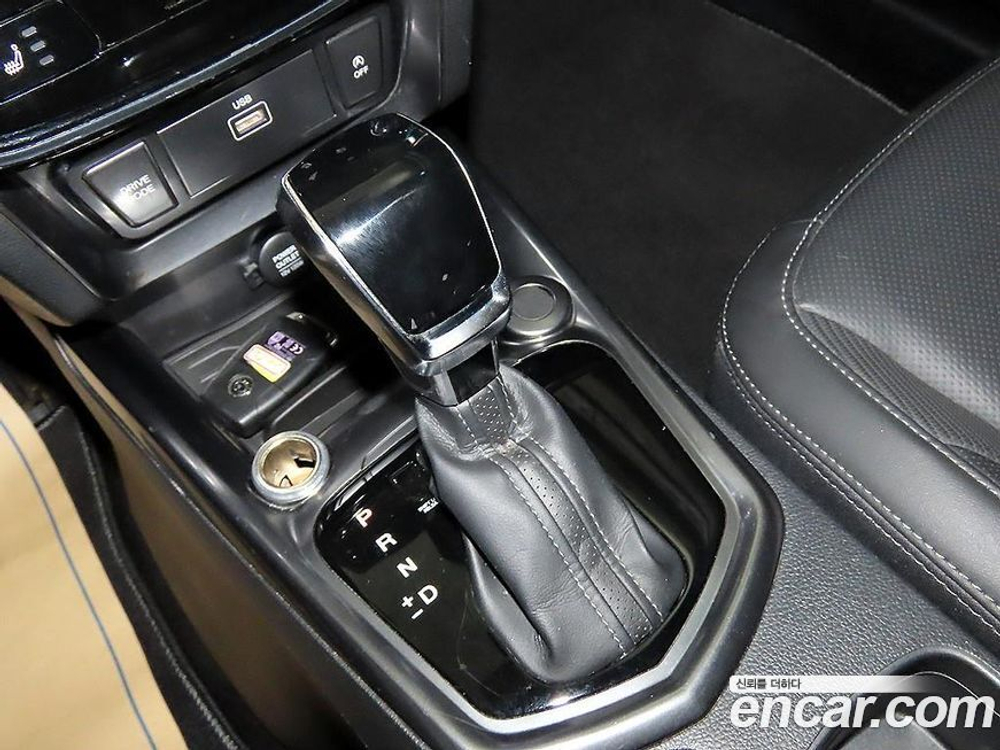 KG Mobility (Ssangyong) Very New Tivoli Дизель 1.6 2WD (01.2020)