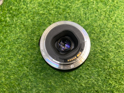 Canon EF 100-300mm 4.5-5.6 USM