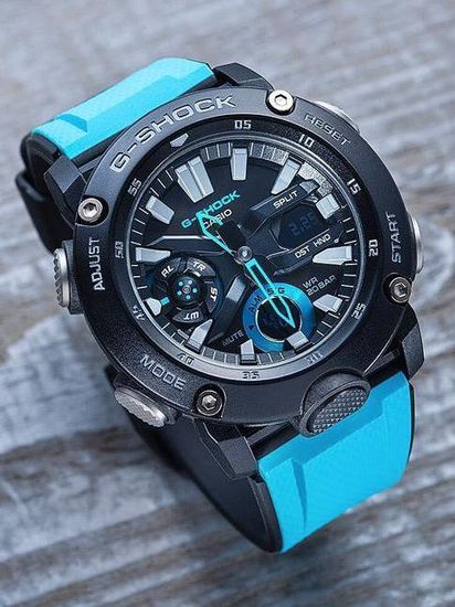 Наручные часы Casio G-Shock GA-2000-1A2ER