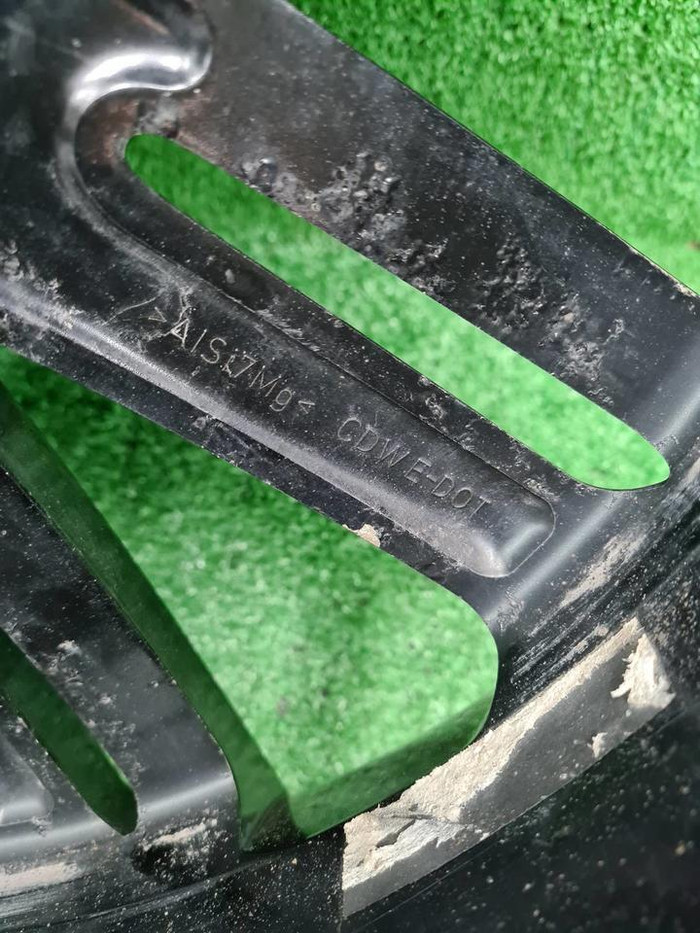 Диск литой R21 Land-Rover Discovery 5 (2016-н.в.)