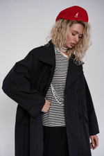 Легкий двубортный тренч oversize