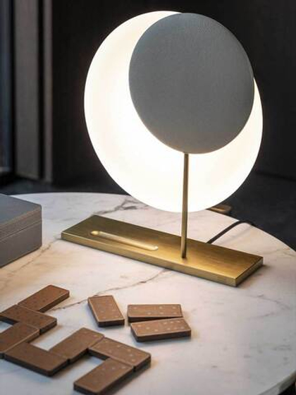 Настольная лампа Poltrona Frau Moonbeam