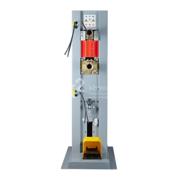 Машина точечной сварки Fubag RS 15