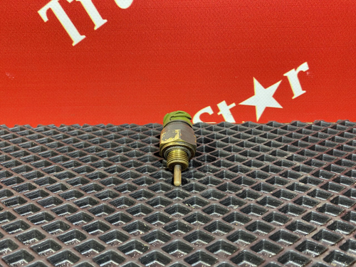 Датчик температуры охлаждающей жидкости