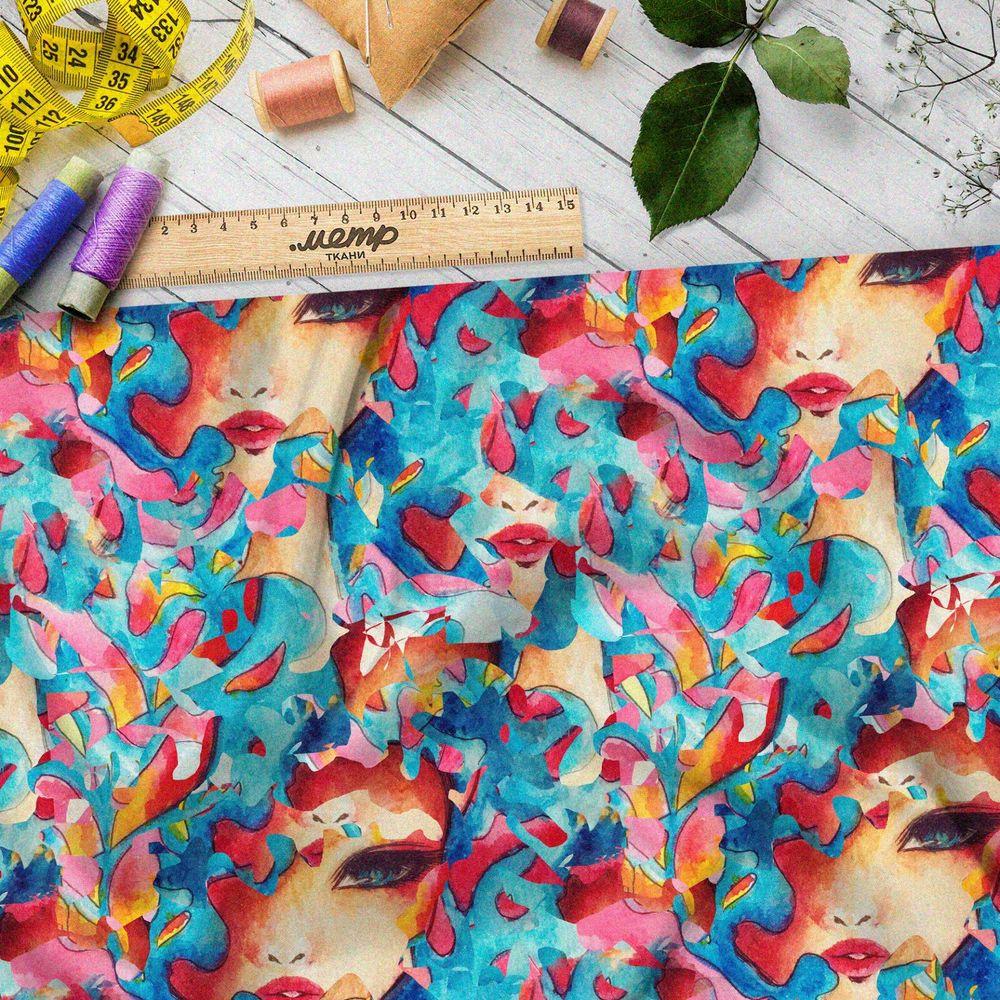 Ткань шифон загадочная девушка в разноцветных лепестках