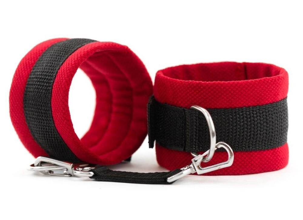 Красно-черные наручники My rules на сцепке