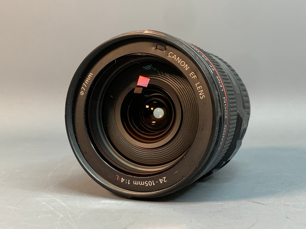 Canon EF 24-105mm 4L IS USM царапины на передней линзе