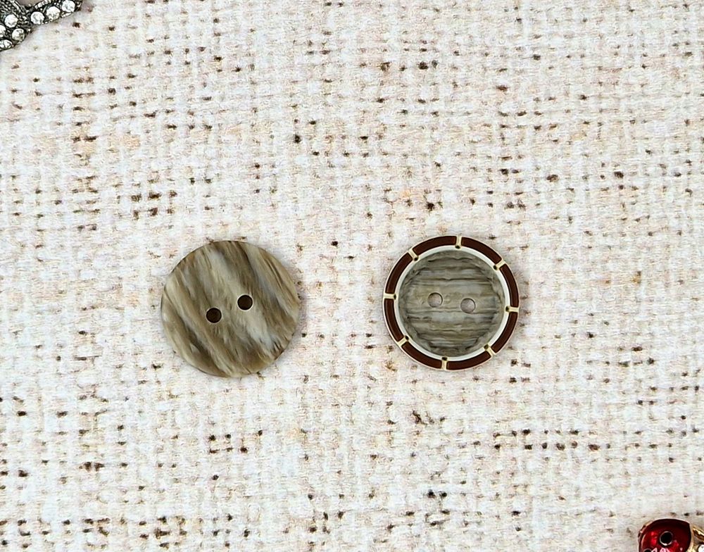 Пуговица костюмная, d 2,1 см