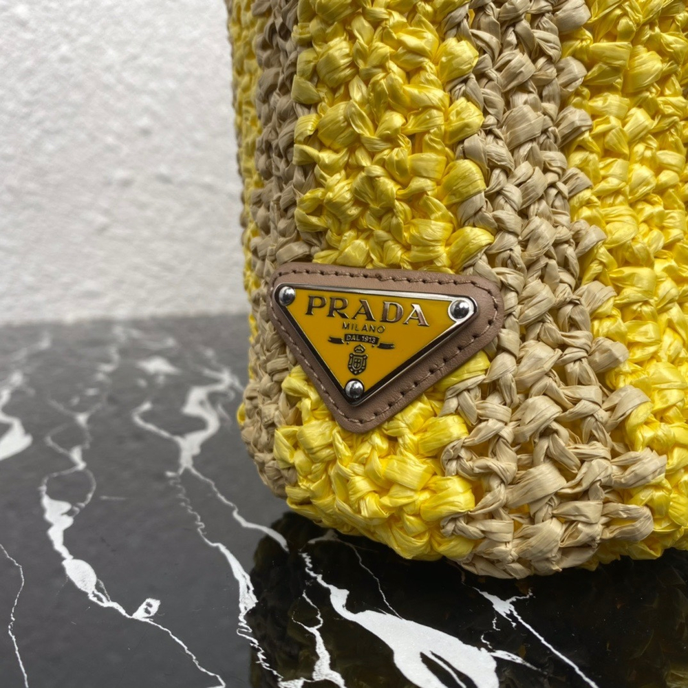 Prada Raffia Tote Bag 24 cm