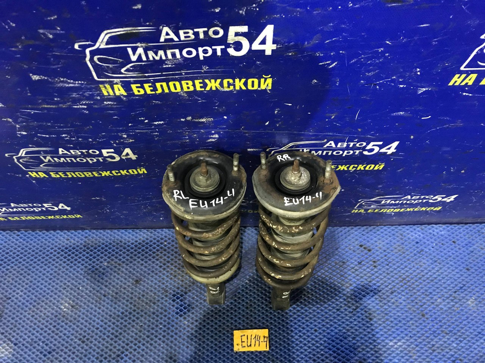 Стойка задняя левая NISSAN BLUEBIRD 1997