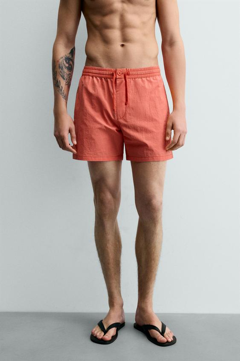 ZARA ПЛАВКИ СРЕДНЕЙ ДЛИНЫ ИЗ ТЕКСТУРИРОВАННОЙ ТКАНИ, КОРАЛЛОВЫЙ