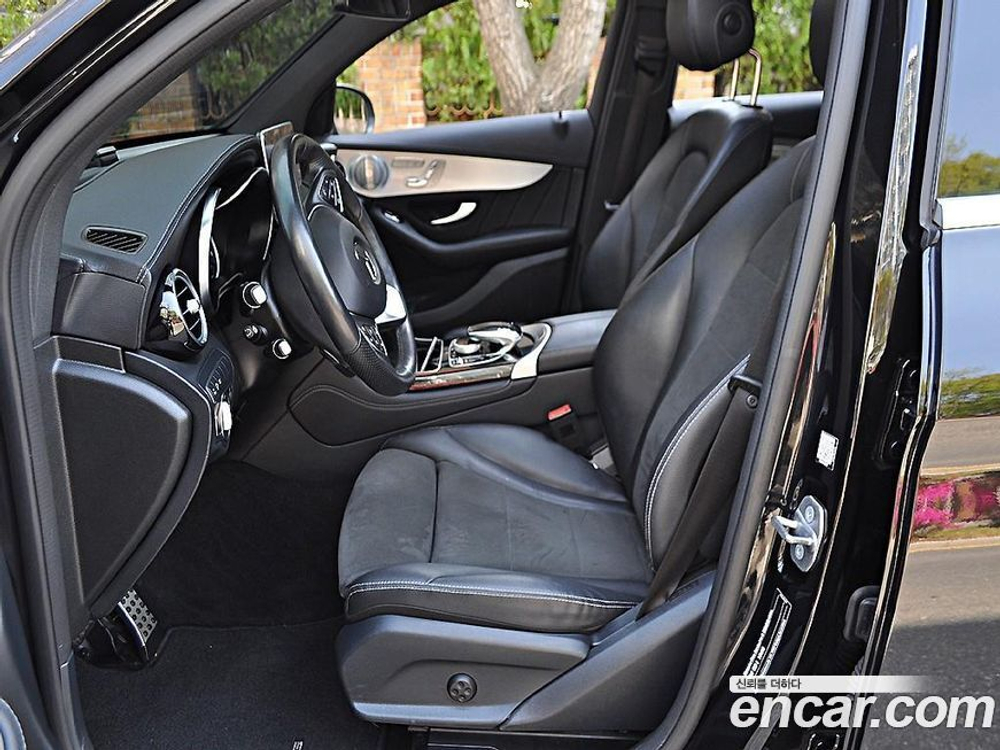 Mercedes-Benz GLC-Class X253 GLC300 4MATIC AMG Line Coupe (08.2019)
