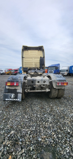 Shacman (Shaanxi) SX* 6x4 Седельный тягач SX42584V324 (Дизельный, 11,6 л, 423 л.с., МТ)