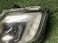Битая Фара правая Nissan X-Trail T32 (17-22) LED