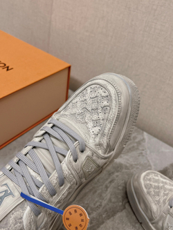 Louis Vuitton Trainer (4 colors)