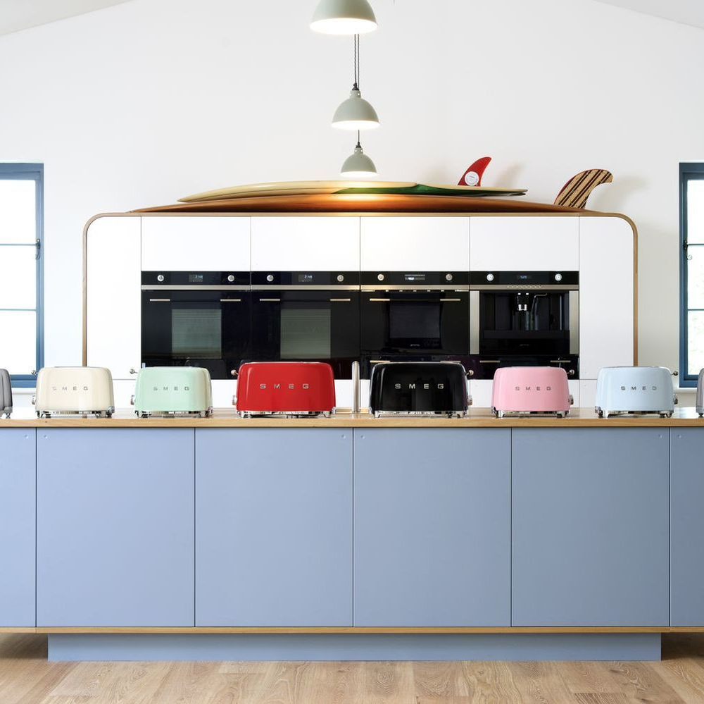 Тостер Smeg Стиль 50-х годов для 2 тостов розовый Италия цвета