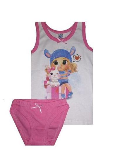 Комплект для девочки.