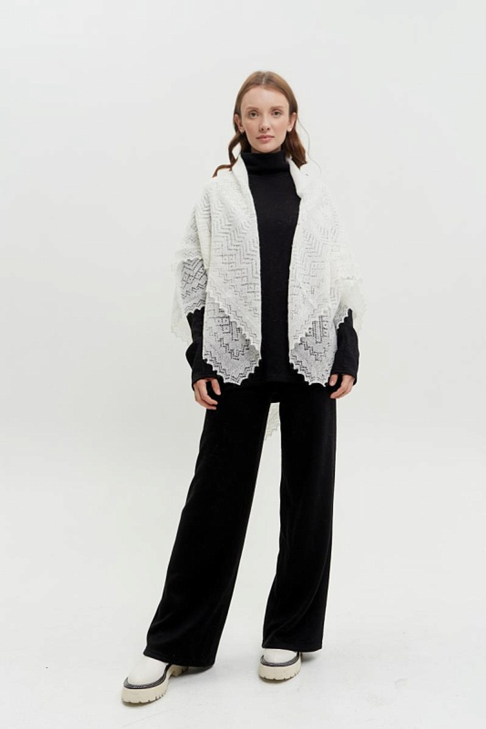 Оренбургский пуховый платок П2-125-01 белый отбеленный