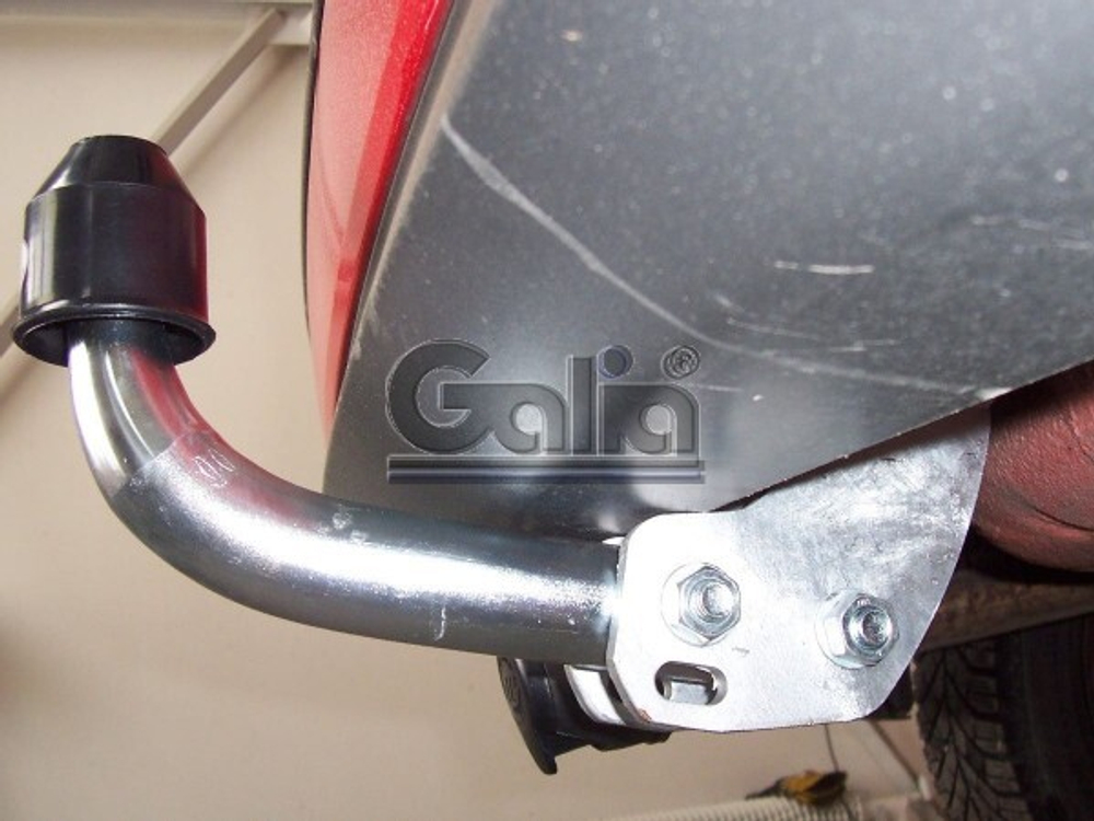 Фаркоп оцинкованный Galia F096A для Ford Focus II универсал 2004-2011(паспорт и сертификат в комплекте)(без электрики)