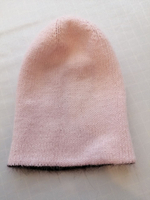 Шапка вязанная, женская, двухсторонняя.