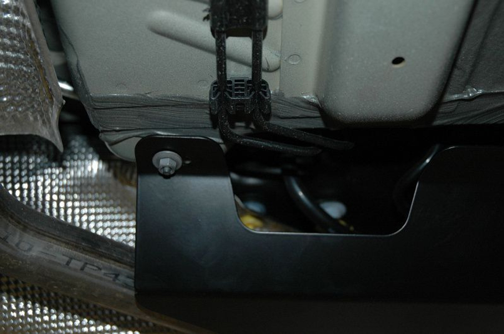 Защита абсорбера Sheriff для Peugeot 408 2012- арт.17.2733