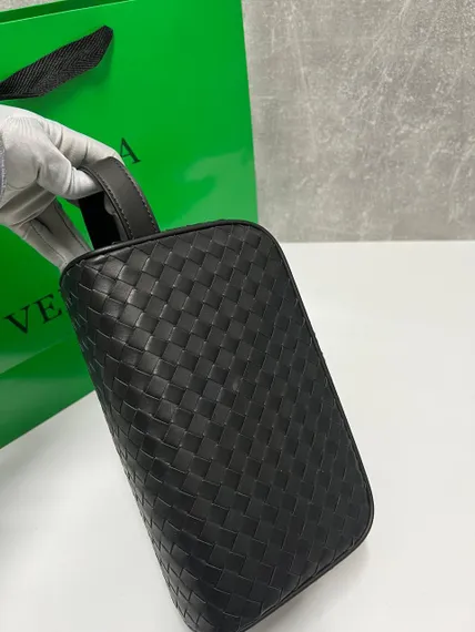 Косметичка Bottega Veneta Intrecciato черный