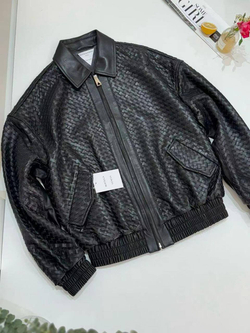 Бомбер Bottega Veneta