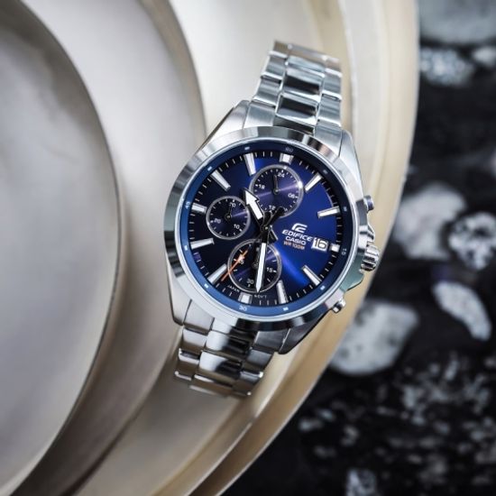 Наручные часы Casio EFV-560D-2AVUEF