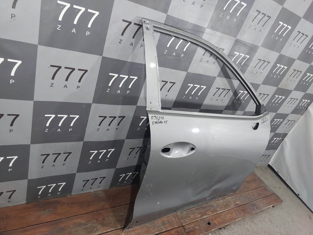Дверь передняя правая Omoda C5 22-нв Б/У Оригинал 551001322AADYJ