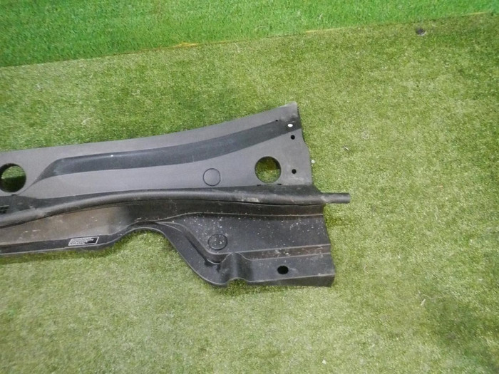 Жабо Lexus UX (2018-н.в.)