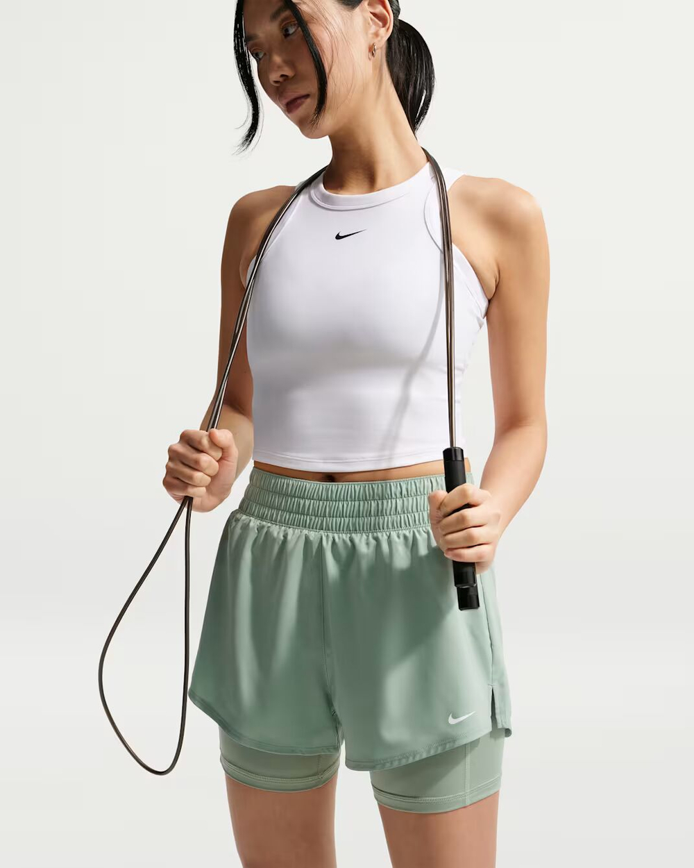 Nike One Женские шорты Dri-FIT с высокой талией, 8 см, 2 в 1 - NIKE