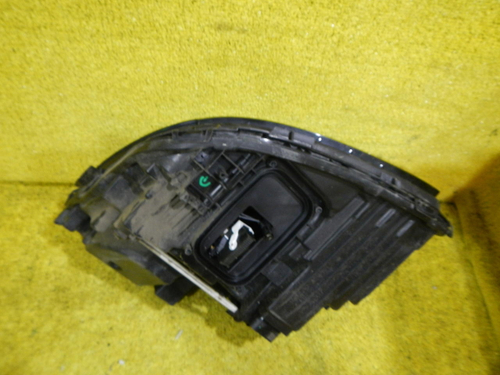 Битая Фара правая Mercedes E W213 (2016-2021) LED