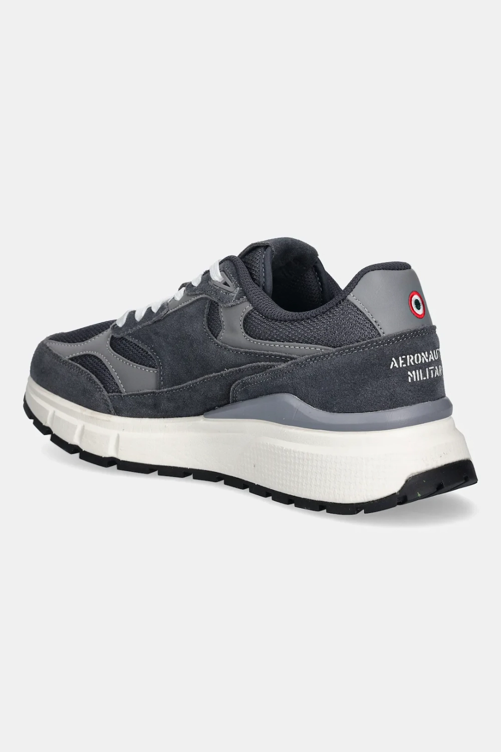 Кроссовки из натуральной кожи