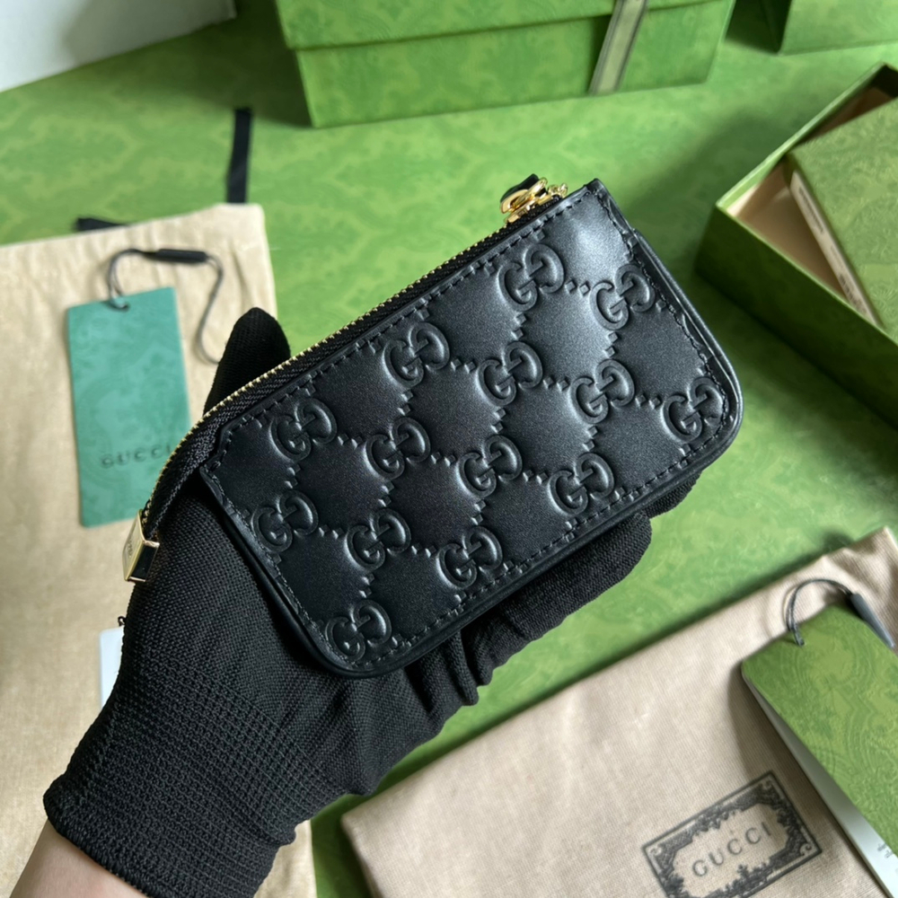 Gucci Supreme Key Pouch