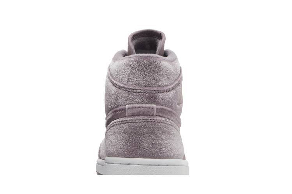 Кроссовки Jordan Air Jordan 1 Mid "Purple Velvet" (Женская размерная сетка)