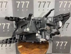 Фара правая LED Toyota Land Cruiser Prado 150 17-24 Б/У Оригинал 8114560N20