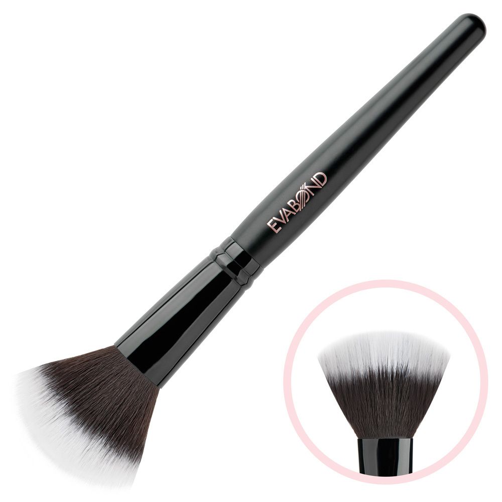 Кисть Black макияжная для румян средняя EVABOND