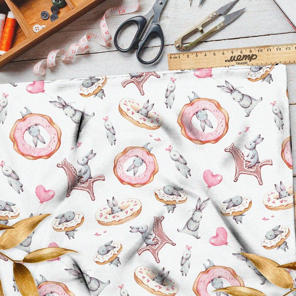 Ткань поплин зайцы с надувными кругами