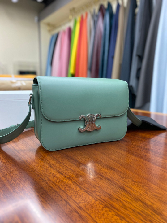Celine Triomphe Bag 22 cm