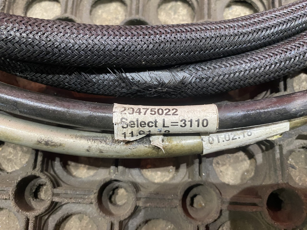 Комплект тросов МКПП 2018г