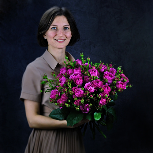 Купить Розы кустовые пионовидные Rich Bubbles от 7шт